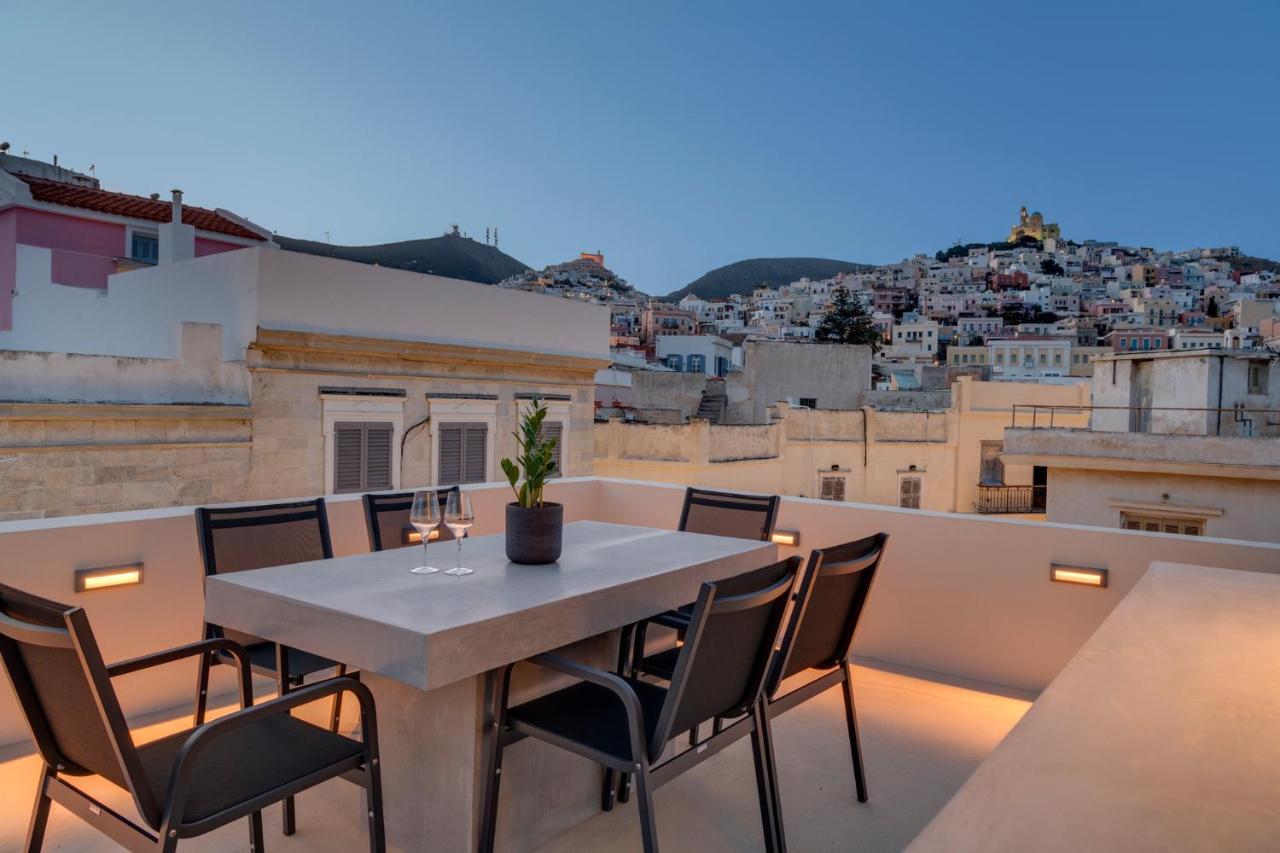 The Heart Of Syra - Your Home In Ermoupolis Luaran gambar