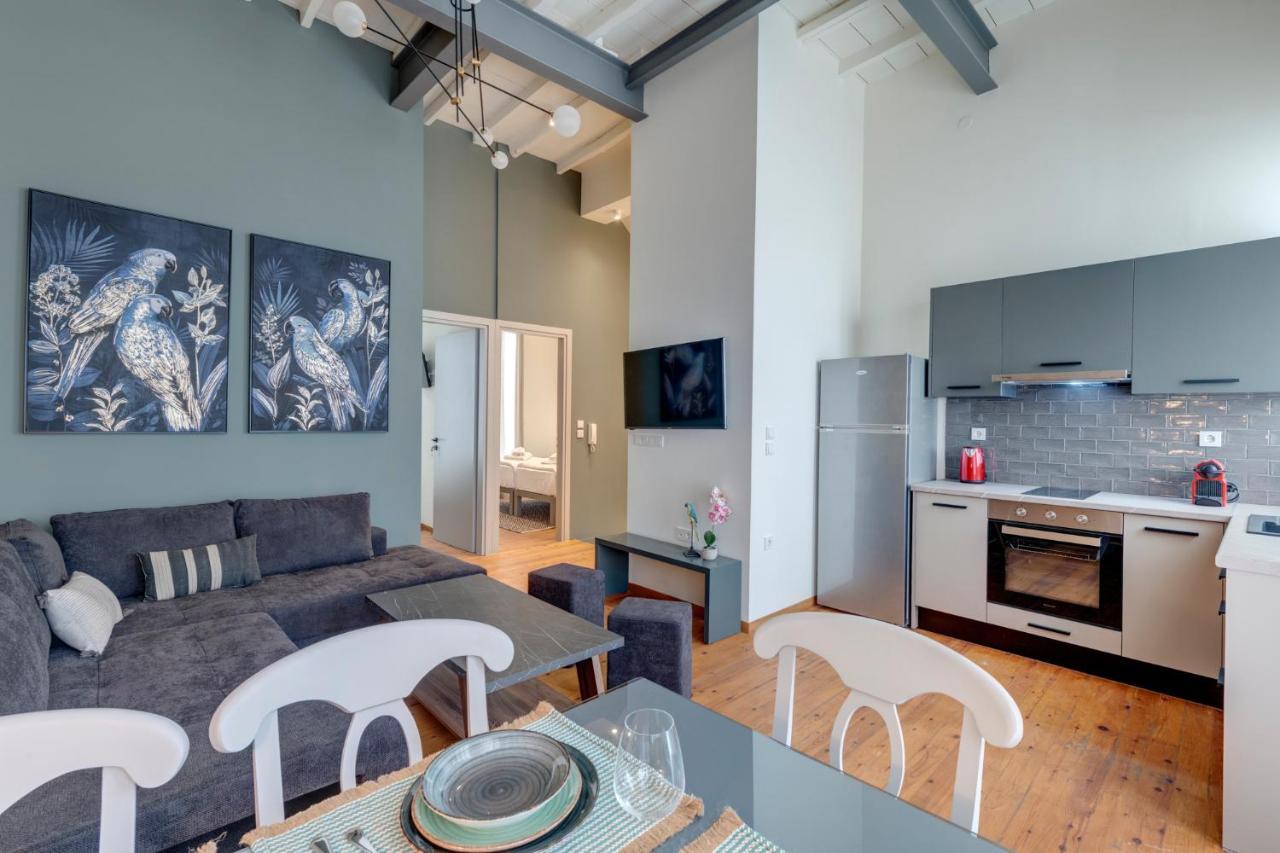 The Heart Of Syra - Your Home In Ermoupolis Luaran gambar