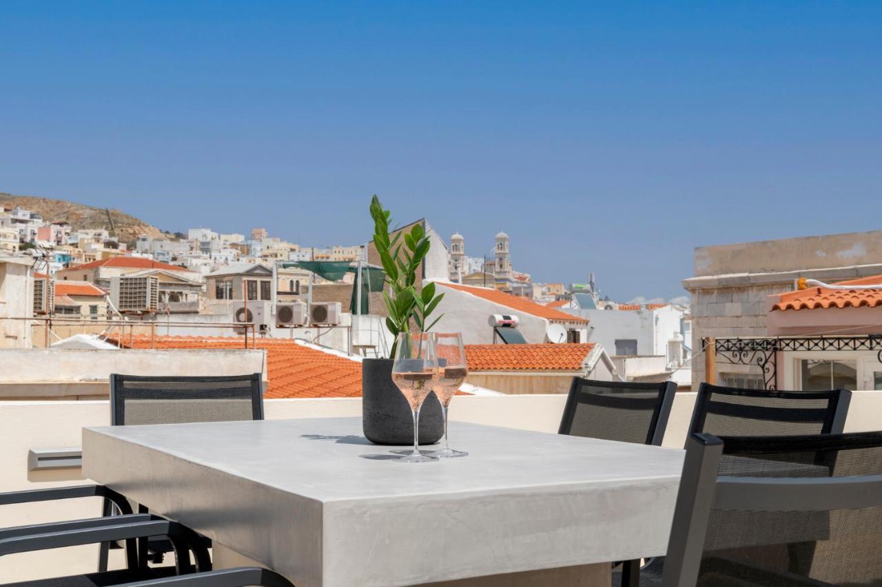 The Heart Of Syra - Your Home In Ermoupolis Luaran gambar
