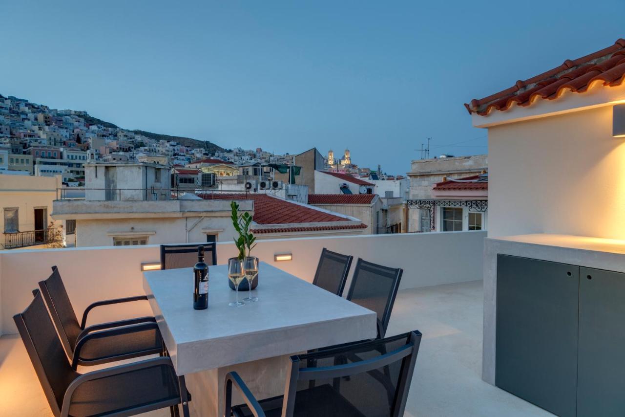 The Heart Of Syra - Your Home In Ermoupolis Luaran gambar