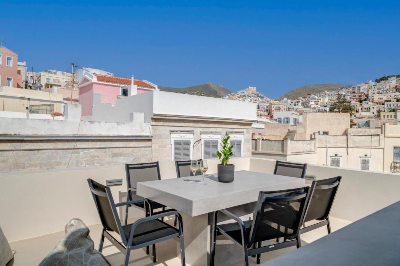 The Heart Of Syra - Your Home In Ermoupolis Luaran gambar