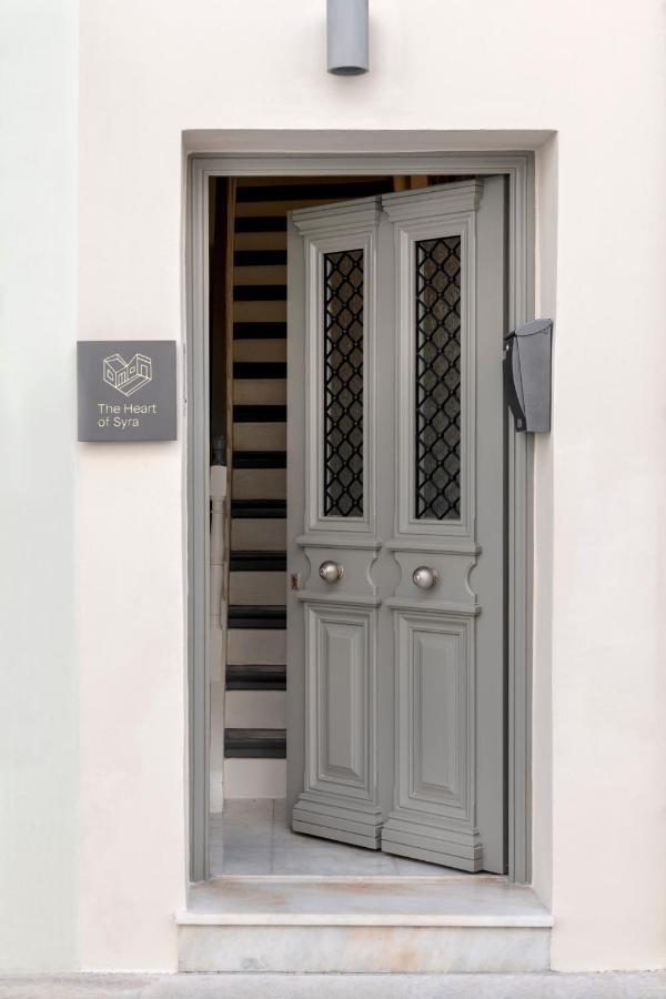 The Heart Of Syra - Your Home In Ermoupolis Luaran gambar
